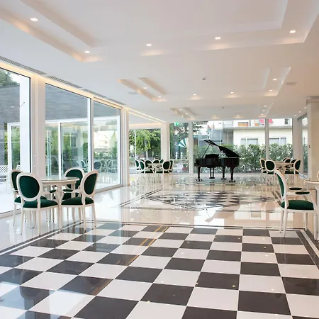 Terme Venezia אבנו טרמה