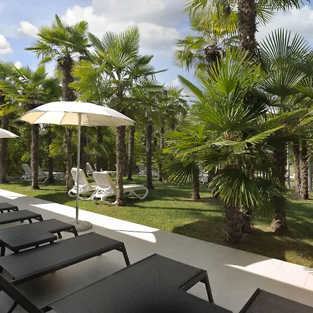 تيرمي فينيسيا أبانو تيرمي