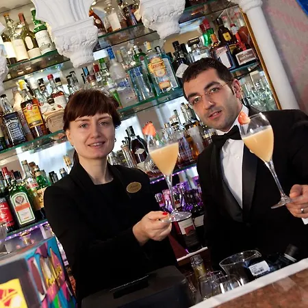 تيرمي فينيسيا أبانو تيرمي